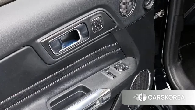 Ford Mustang id 3598595 из Кореи 8