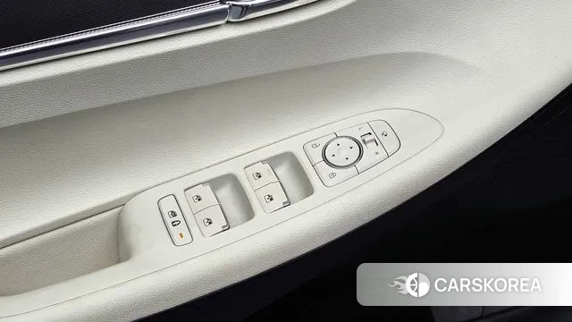 Hyundai The New Grandeur IG Hybrid id 3597472 из Кореи 8