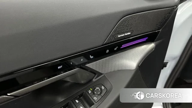 BMW 5 Series (G60) id 3769953 из Кореи 8