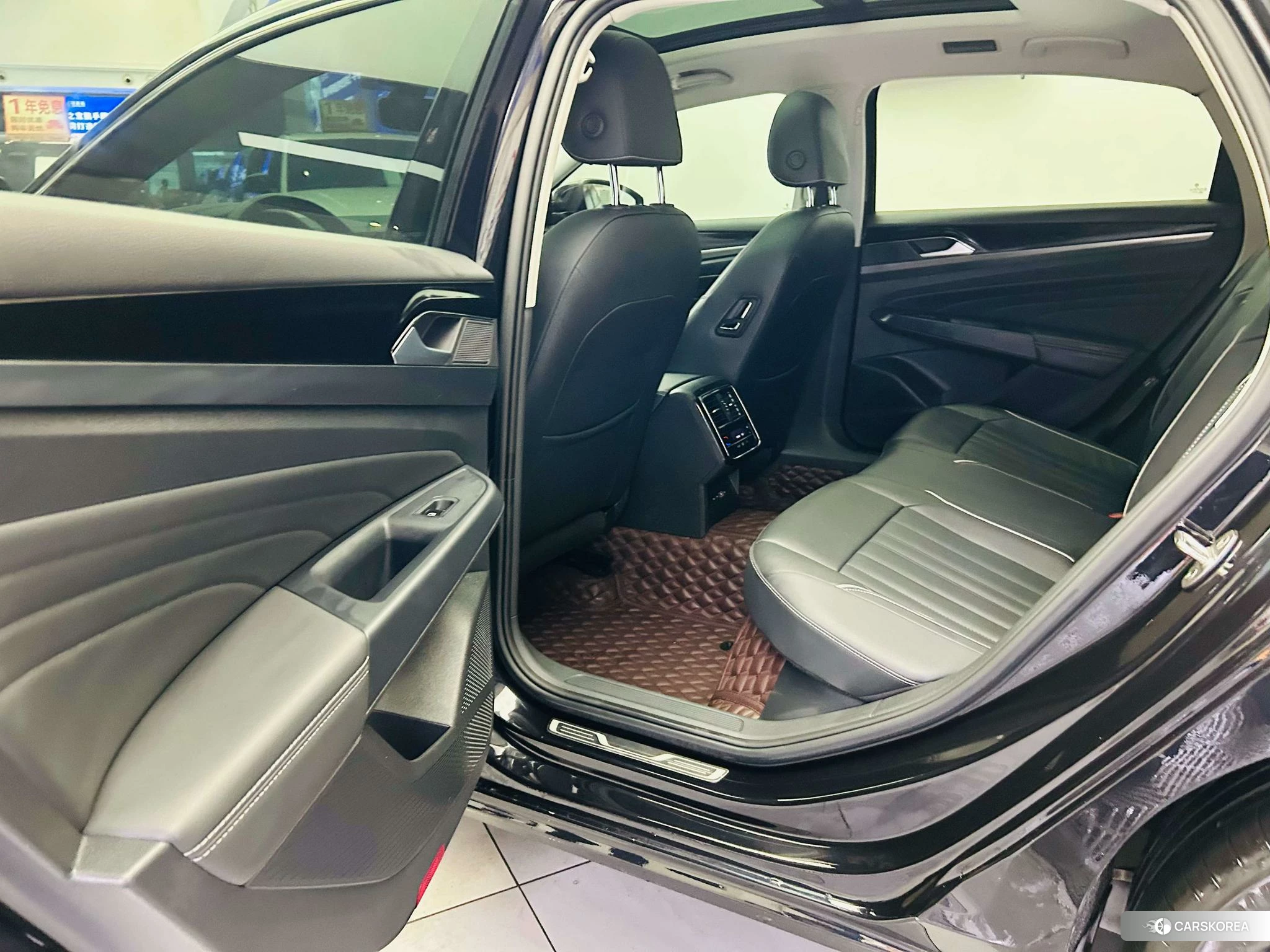 Volkswagen Passat id 4426598 из Китая 8