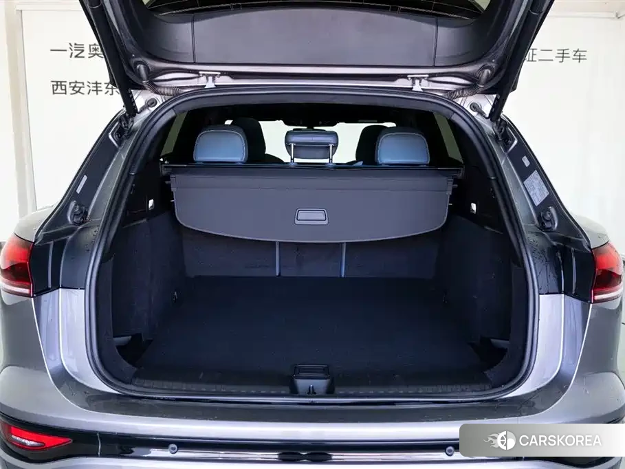 Audi Q6L e-tron id 4583853 из Китая 8
