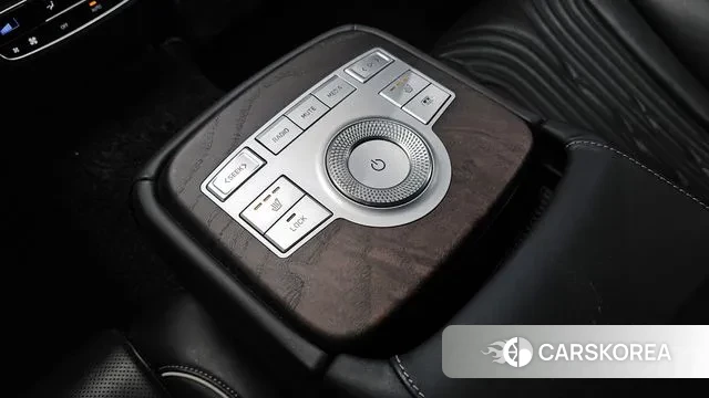 Genesis G80 (RG3) id 3676340 из Кореи 8