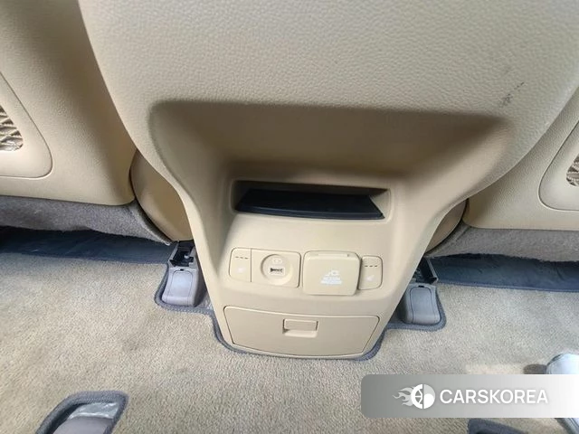 Kia The New Carnival id 4642602 из Кореи 8