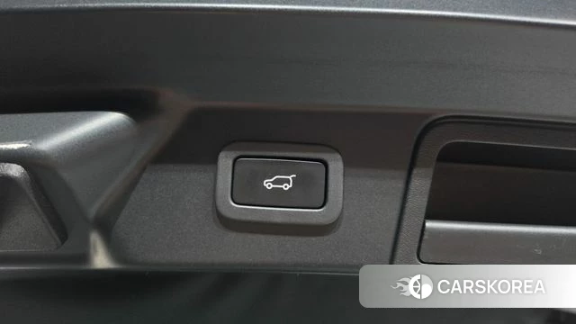 Land Rover Range Rover Velar id 4692870 из Кореи 8
