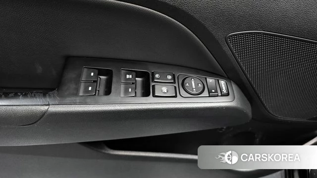 Hyundai Avante AD id 3880222 из Кореи 8