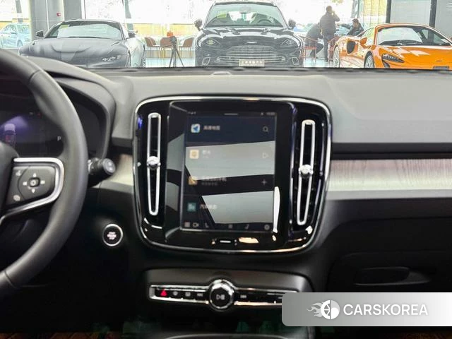 Volvo XC40 id 4210897 из Китая 8