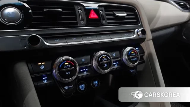 Genesis The New G70 id 3008193 из Кореи 8