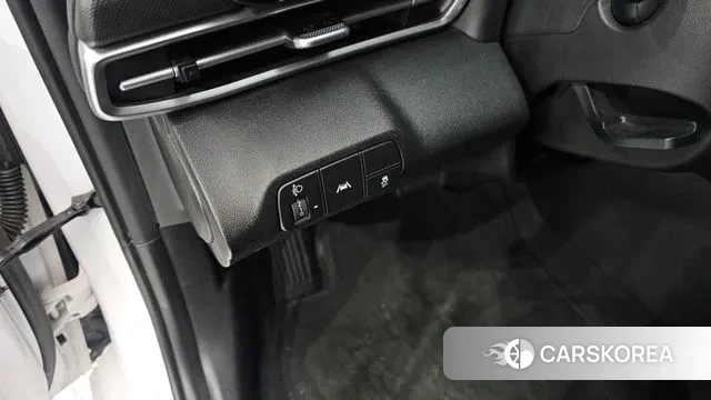 Hyundai Avante (CN7) id 3361504 из Кореи 8