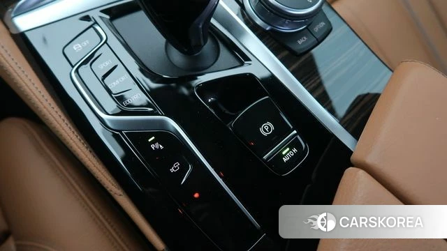 BMW 5 Series (G30) id 3954195 из Кореи 8