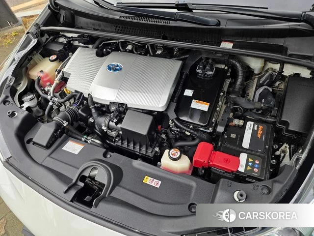 Toyota Prius 4th Generation id 4849924 из Кореи 8