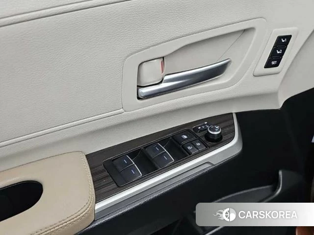 Toyota Sienna 4th Generation id 3953291 из Кореи 8