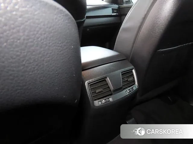 Ssangyong Rexton Sports id 3640835 из Кореи 8