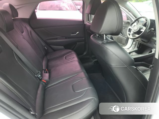 Hyundai Avante (CN7) id 4604430 из Кореи 8