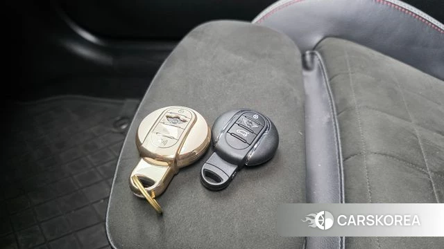 Mini Cooper S id 4555641 из Кореи 8