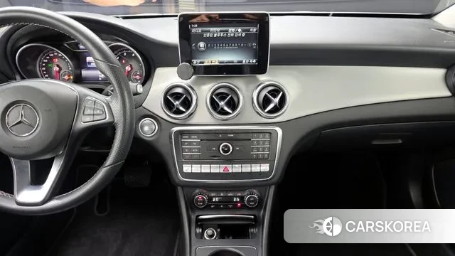 Mercedes-Benz GLA-Class X156 id 3193579 из Кореи 8