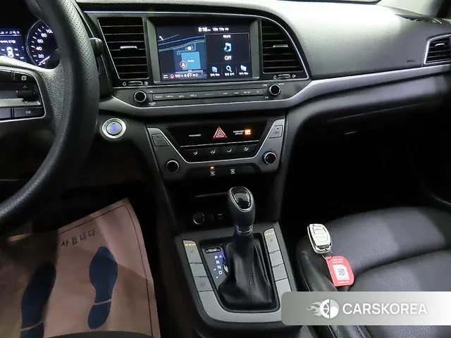 Hyundai Avante AD id 3476756 из Кореи 8