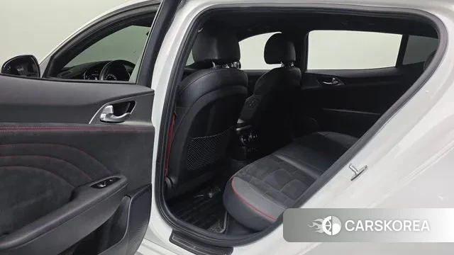 Kia Stinger Meister id 3787621 из Кореи 8