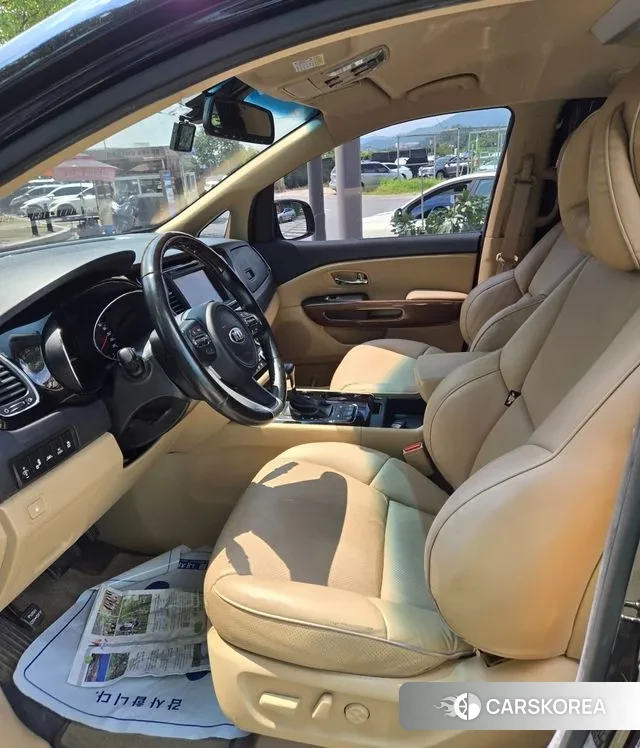 Kia All New Carnival id 2981959 из Кореи 8