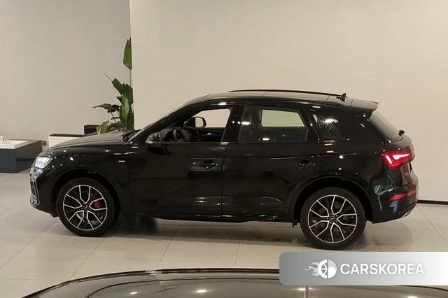 Audi Q5L id 4235713 из Китая 8