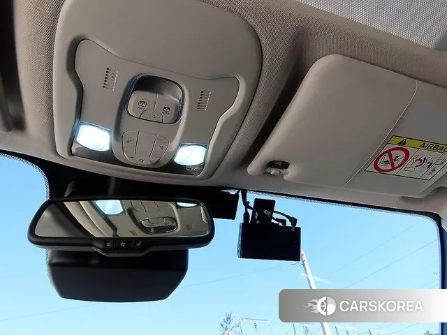 Jeep Renegade id 3329885 из Кореи 8