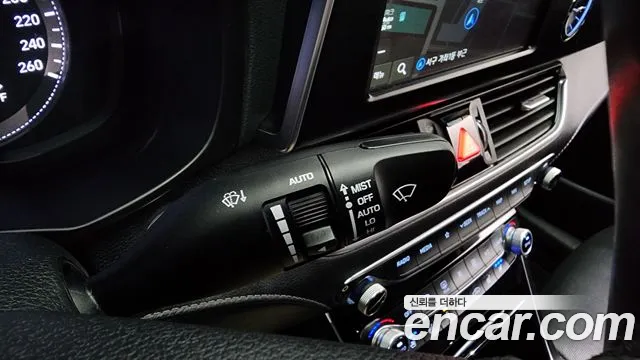 Hyundai Grandeur IG id 2301233 из Кореи 8