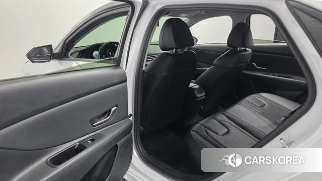 Hyundai Avante (CN7) id 3349776 из Кореи 8