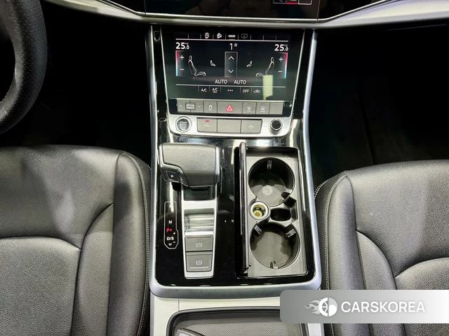 Audi Q7 id 3889881 из Китая 8
