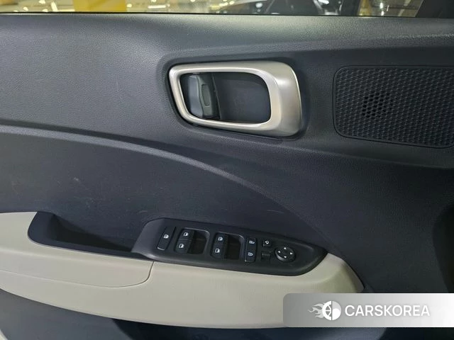 Hyundai Venue id 4904552 из Кореи 8