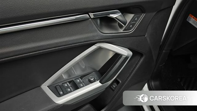 Audi Q3 (F3) id 4519457 из Кореи 8
