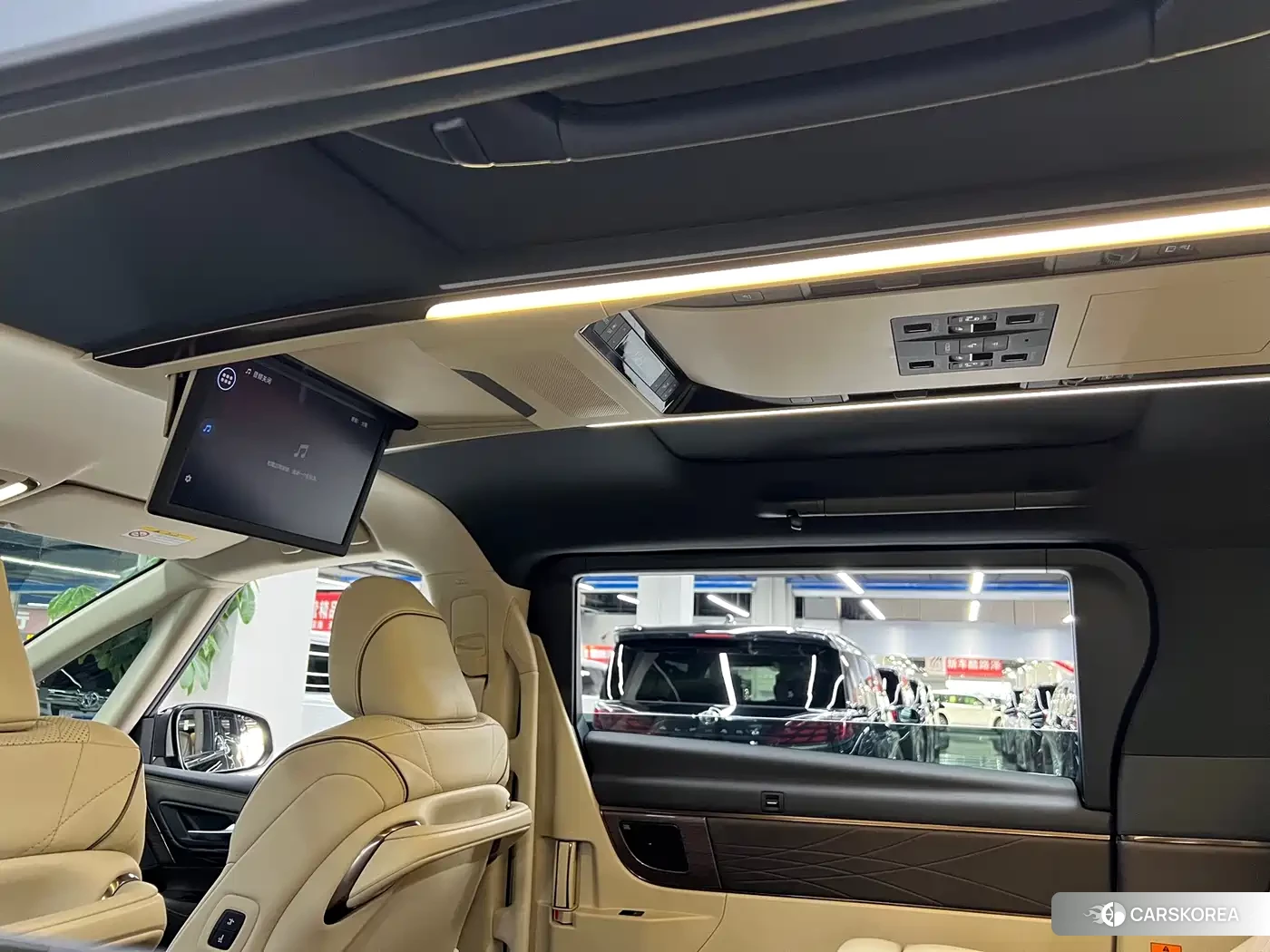 Toyota Elfa id 4622434 из Китая 8