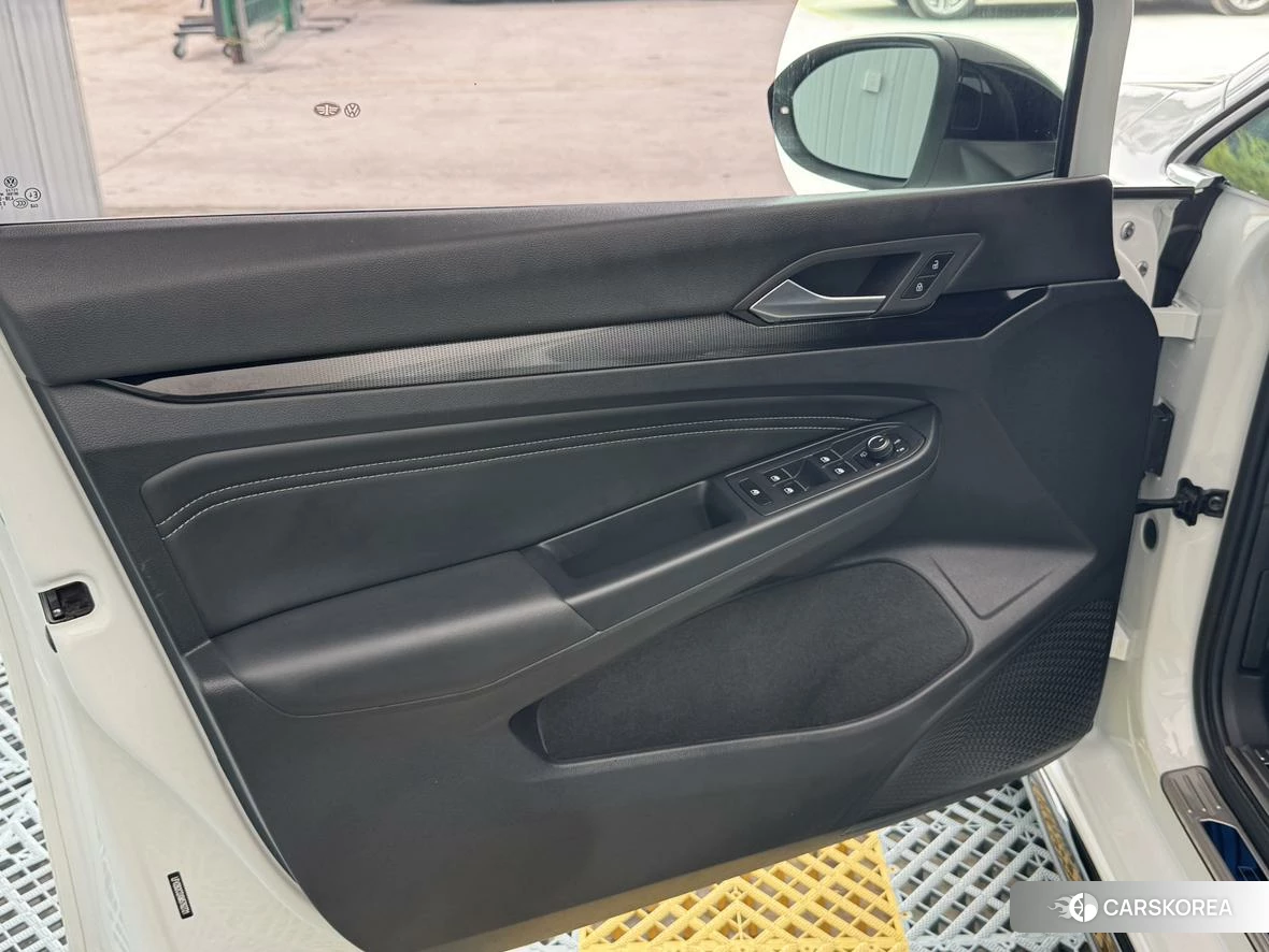 Volkswagen Golf id 4461457 из Китая 8