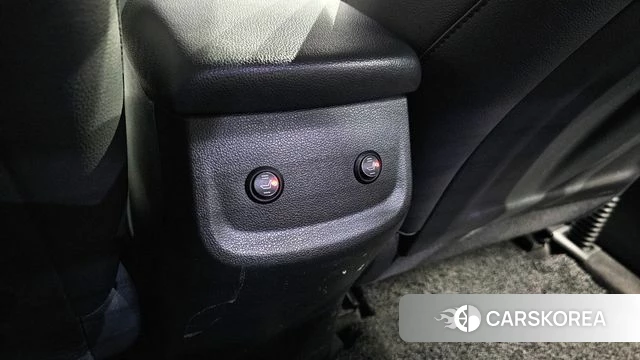 Hyundai Avante AD id 3846023 из Кореи 8