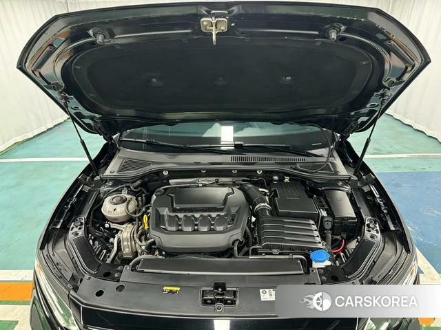 Volkswagen Passat id 4367418 из Китая 8