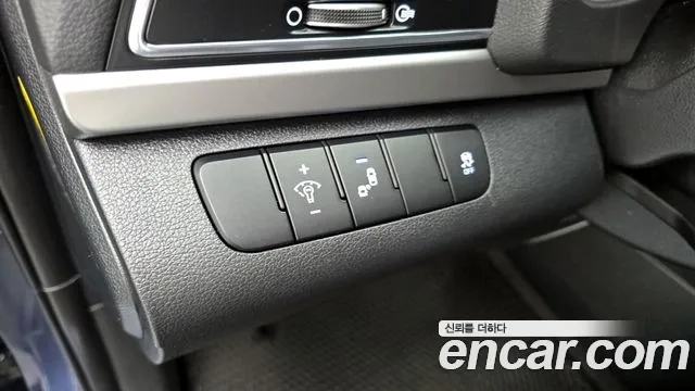 Hyundai Avante AD id 2882031 из Кореи 8