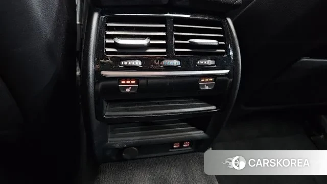 BMW 5 Series (G30) id 3106401 из Кореи 8