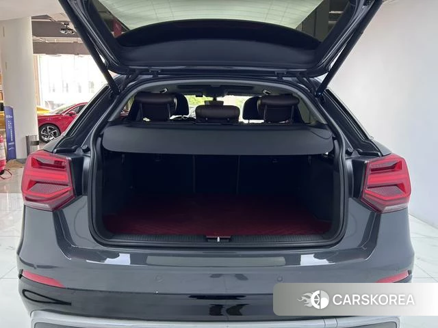 Audi Q2L id 4261458 из Китая 8