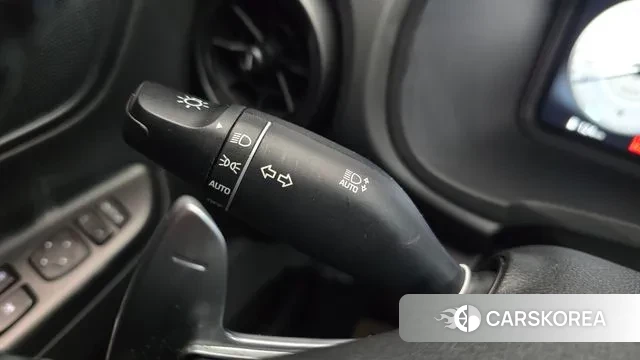 Hyundai The New Kona id 3411742 из Кореи 8