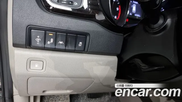 Kia The New Carnival id 2406414 из Кореи 8