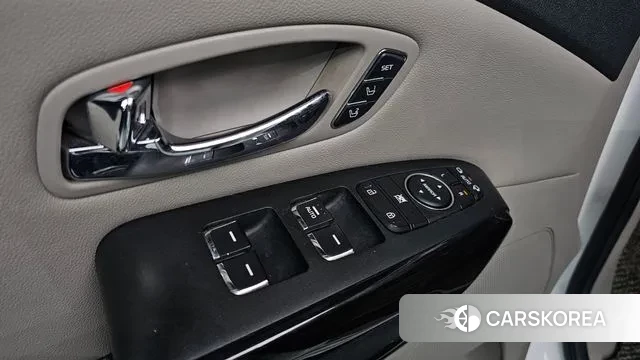 Kia The New Carnival id 3587841 из Кореи 8