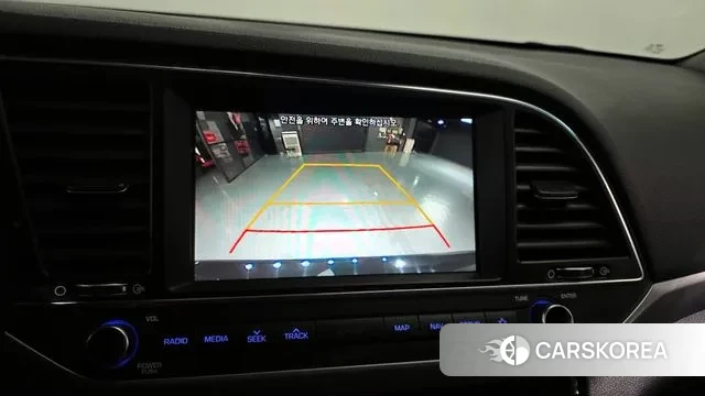 Hyundai Avante AD id 3598992 из Кореи 8