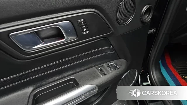 Ford Mustang id 3639243 из Кореи 8