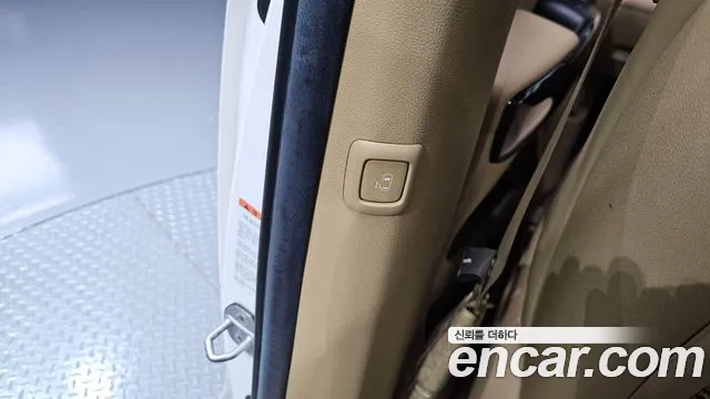 Kia The New Carnival id 2715083 из Кореи 8