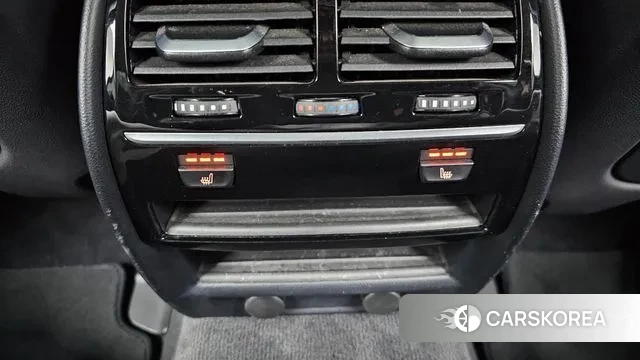 BMW 5 Series (G30) id 3619179 из Кореи 8