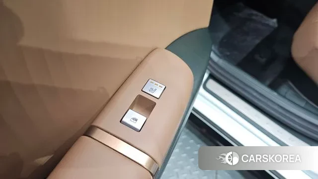 Hyundai Grandeur Hybrid (GN7) id 3007073 из Кореи 8