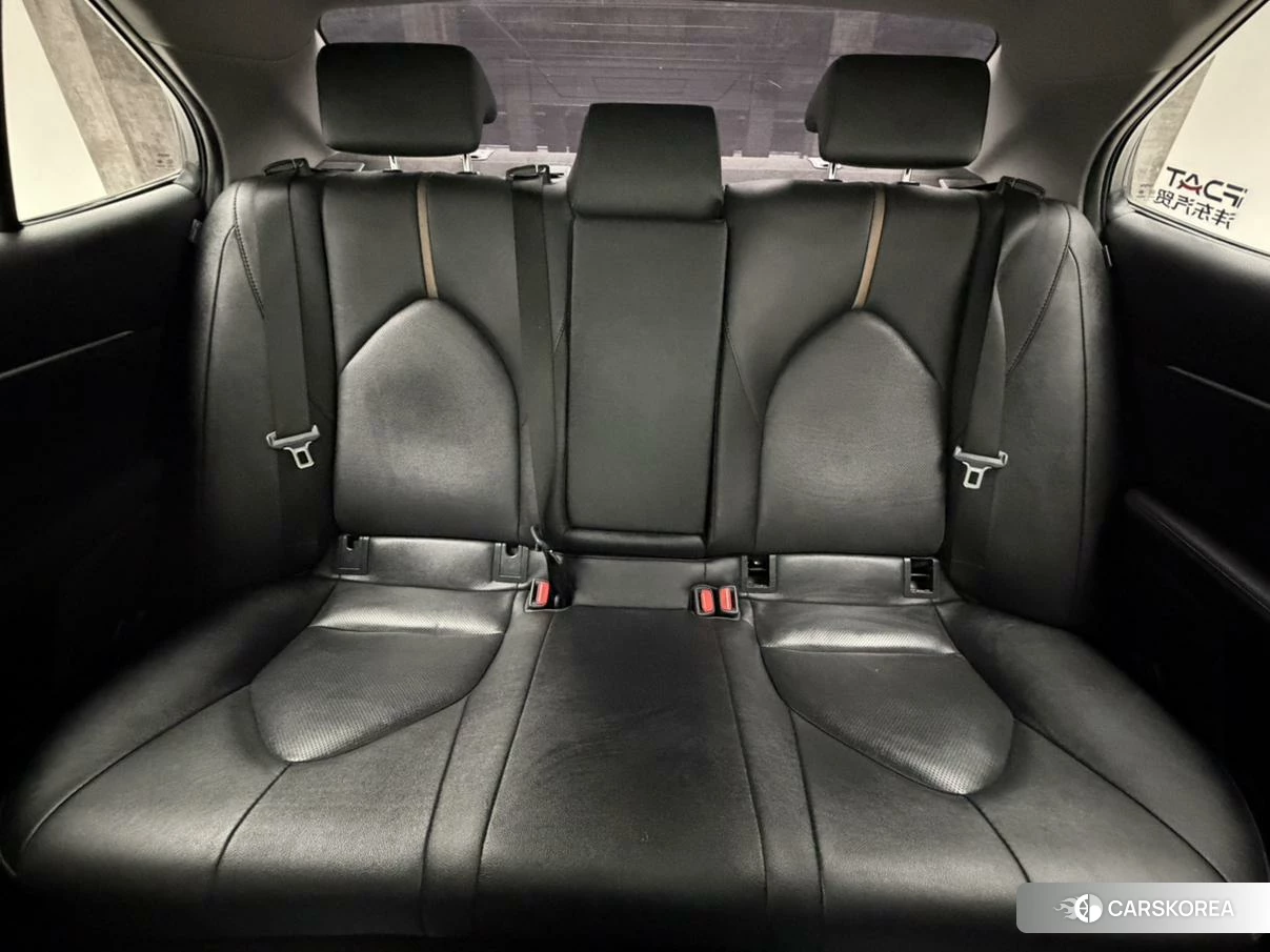 Toyota Camry id 4420747 из Китая 8