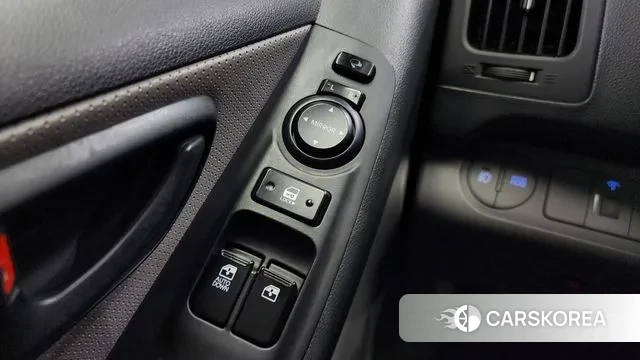 Hyundai The New Grand Starex id 3059585 из Кореи 8