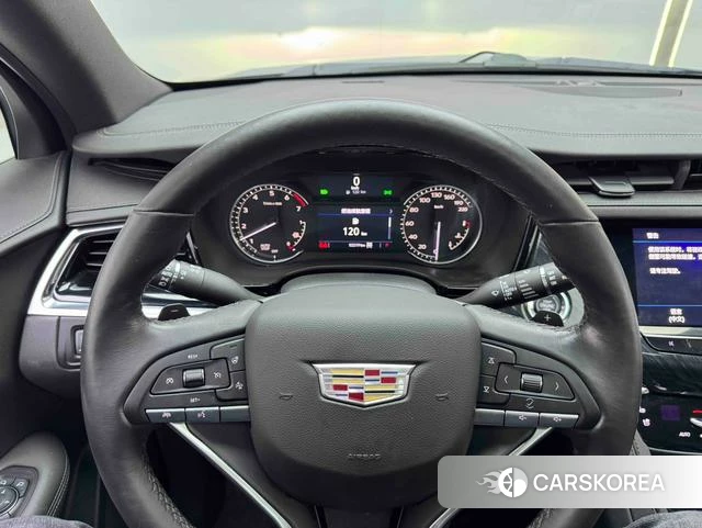 Cadillac XT6 id 4209948 из Китая 8