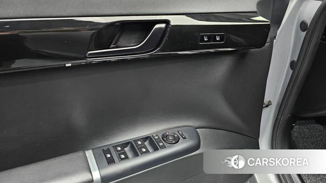 Hyundai Grandeur (GN7) id 4533913 из Кореи 8