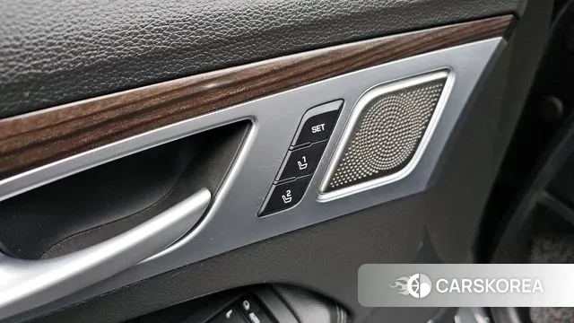 Genesis G80 id 3761384 из Кореи 8