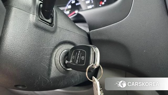 Hyundai The New Grand Starex id 4626266 из Кореи 8